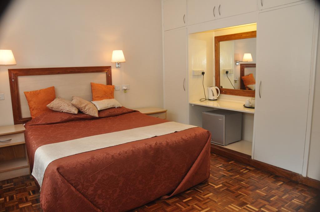 Hotel Riverview Westlands Nairobi Bagian luar foto