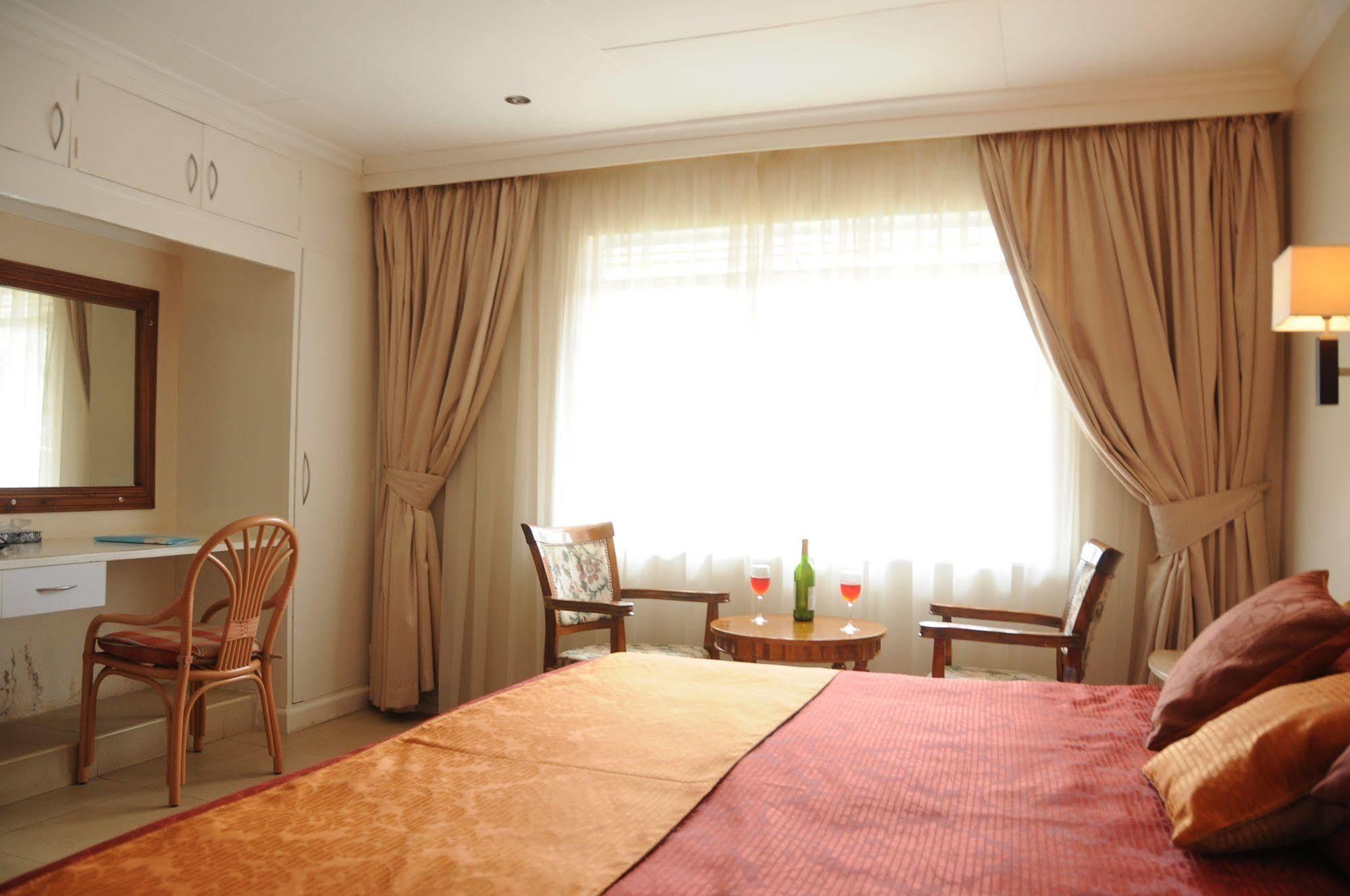 Hotel Riverview Westlands Nairobi Bagian luar foto