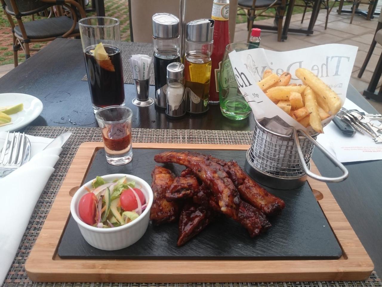 Hotel Riverview Westlands Nairobi Bagian luar foto